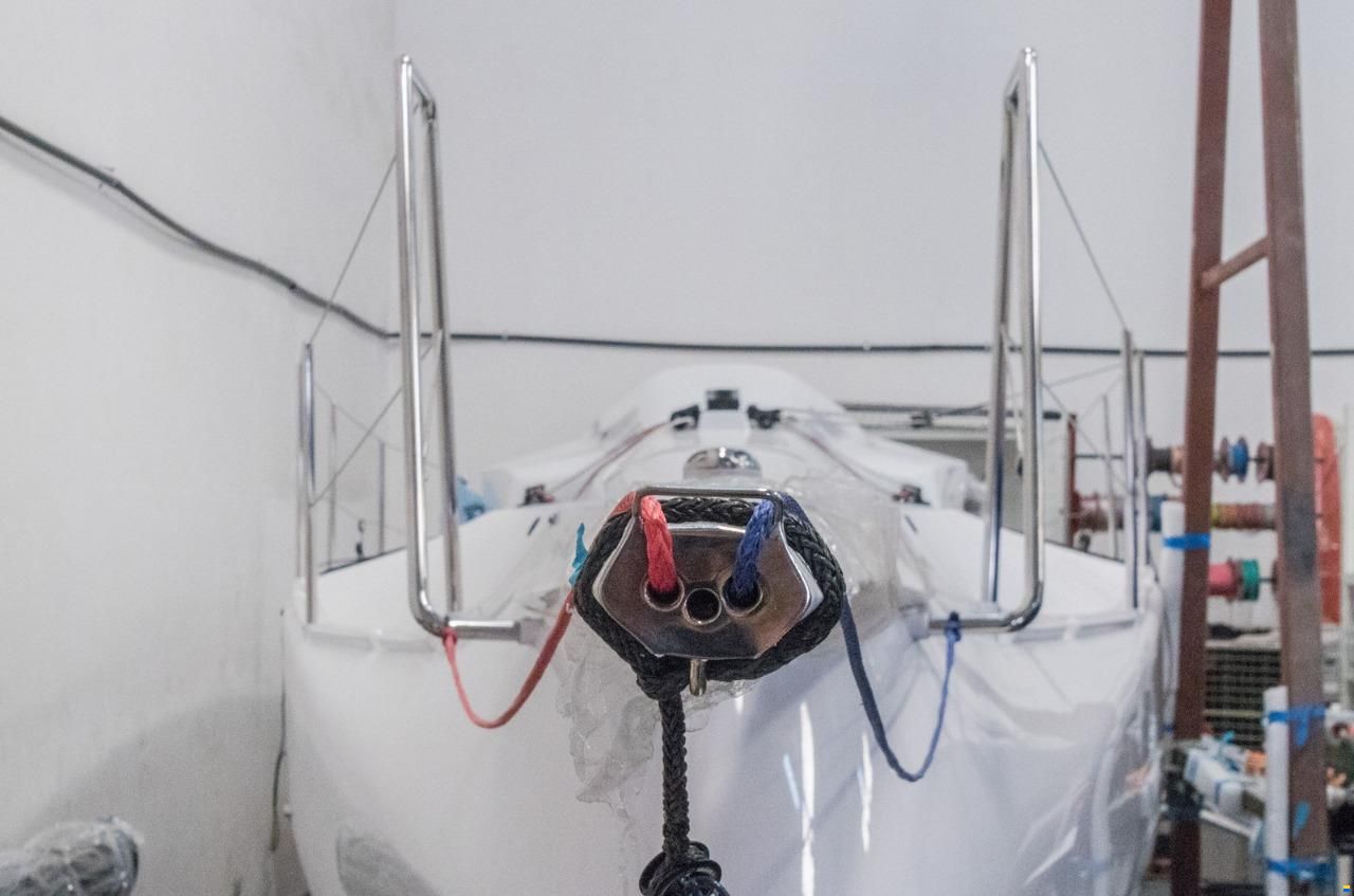 Aeolos Composites P 30