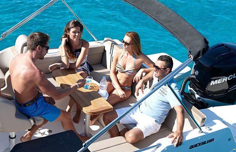 Quicksilver ACTIV 755 SUNDECK