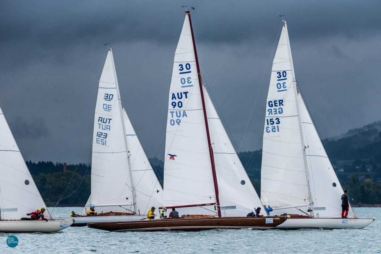30qm-Schärenkreuzer in Voll-Mahagoni