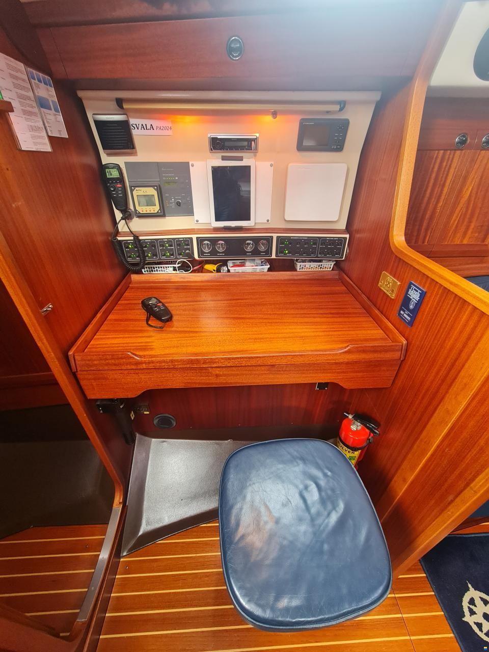 Sweden Yachts 370