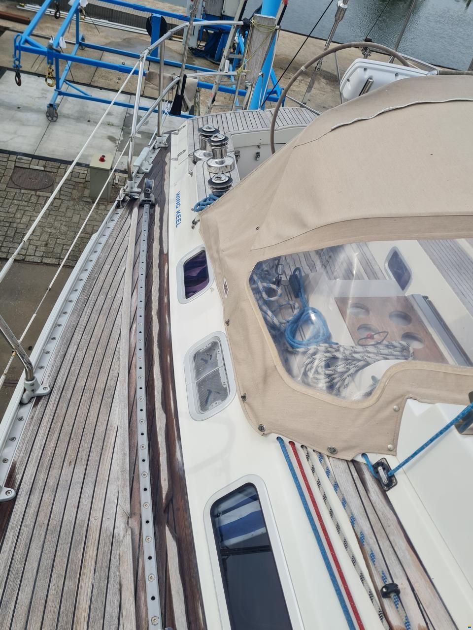 Sweden Yachts 370
