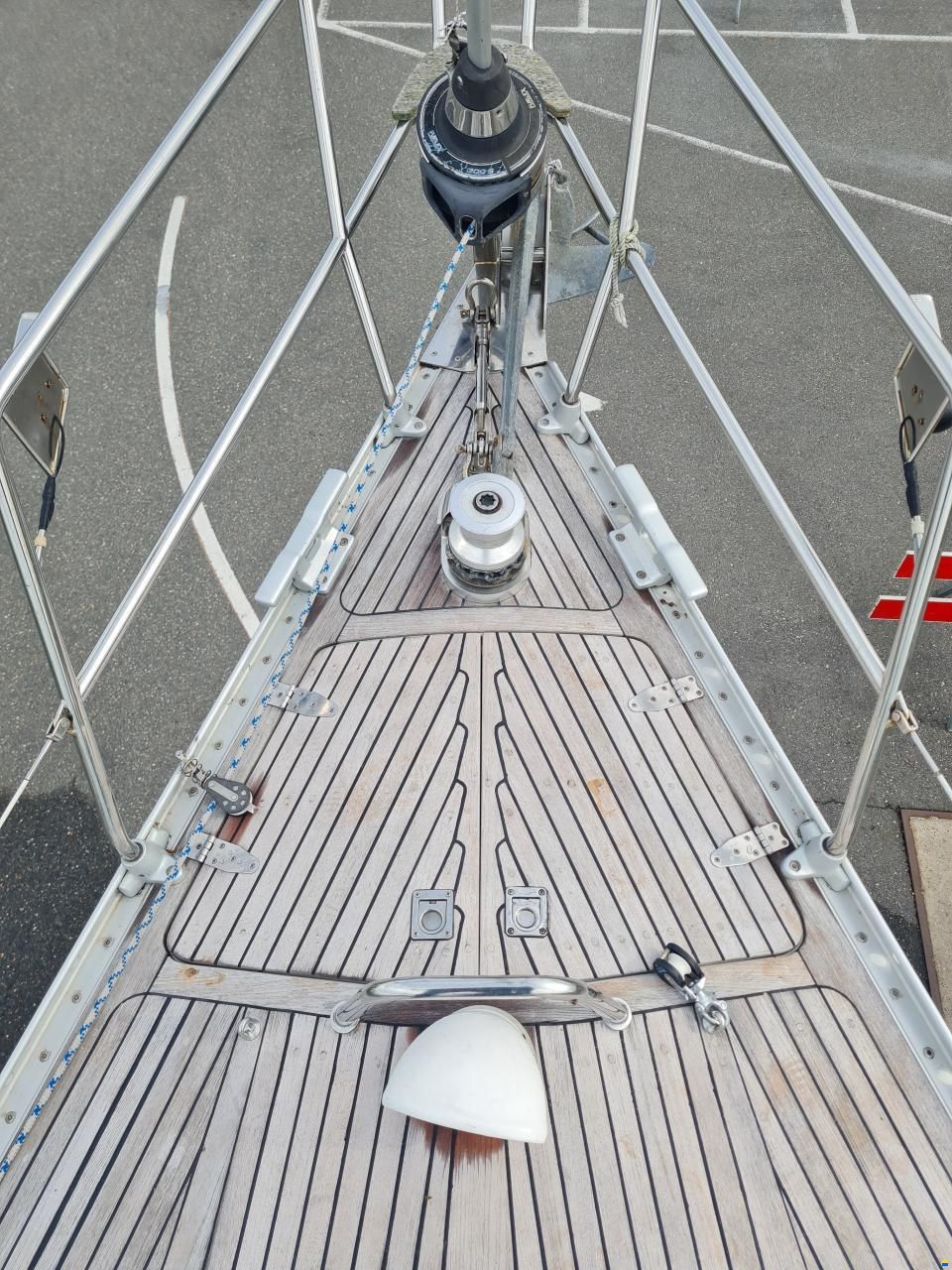 Sweden Yachts 370