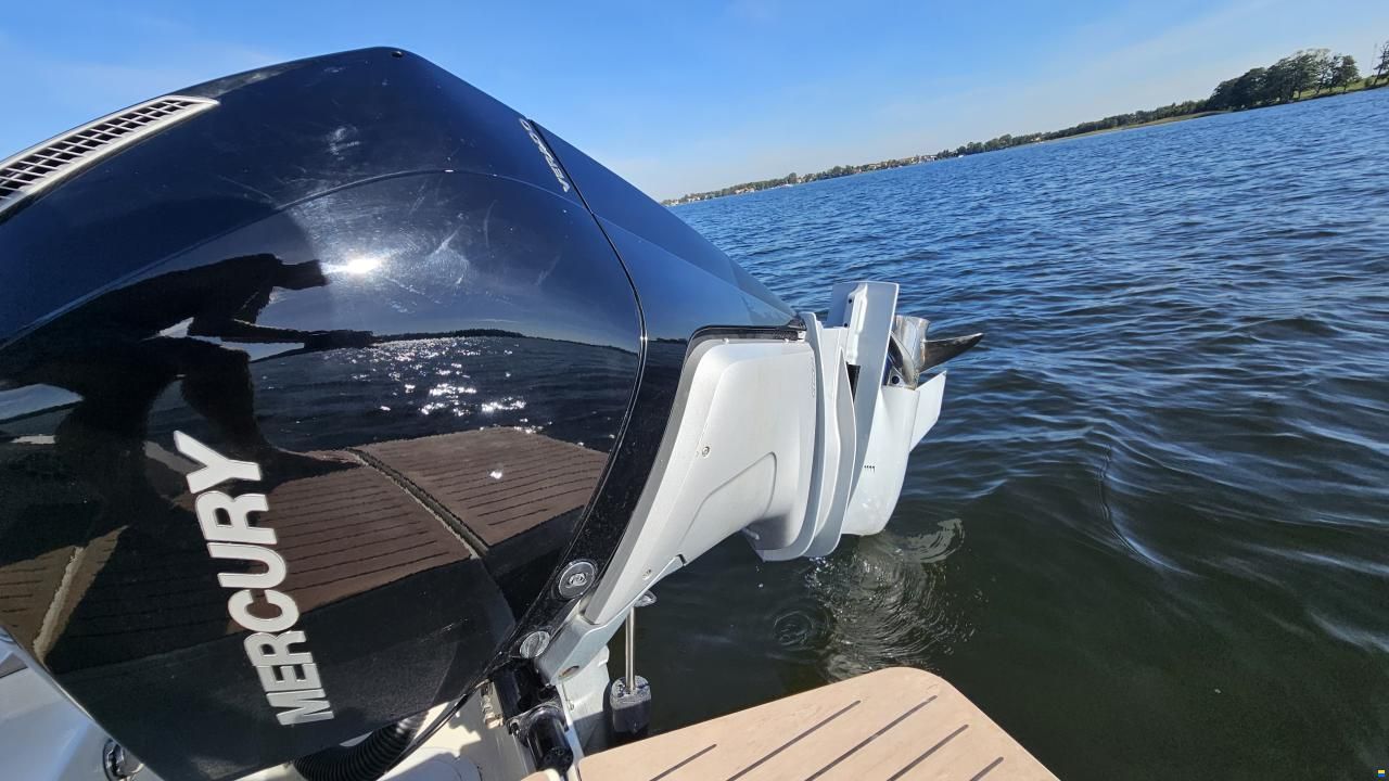 Quicksilver Activ 755 Cruiser