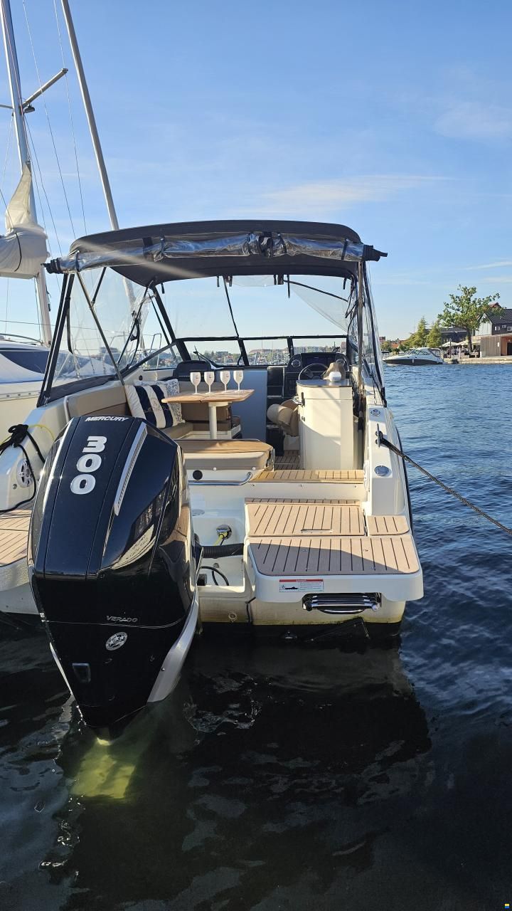 Quicksilver Activ 755 Cruiser