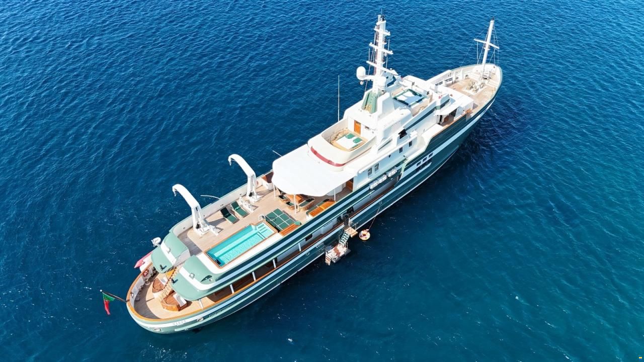 Pendennis 55m