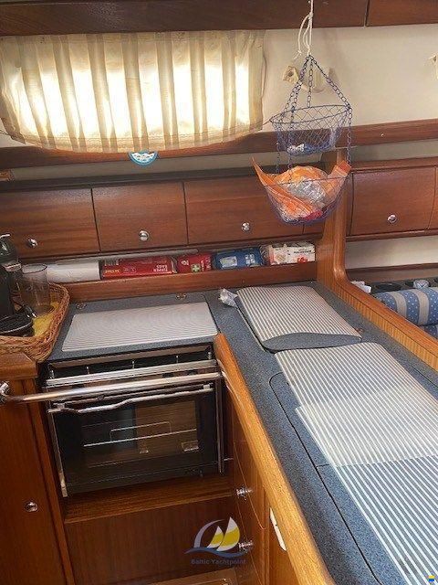 Bavaria 36-