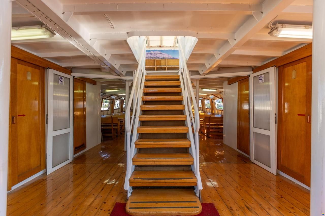 VOGA PASSENGER TOURIST SHIP