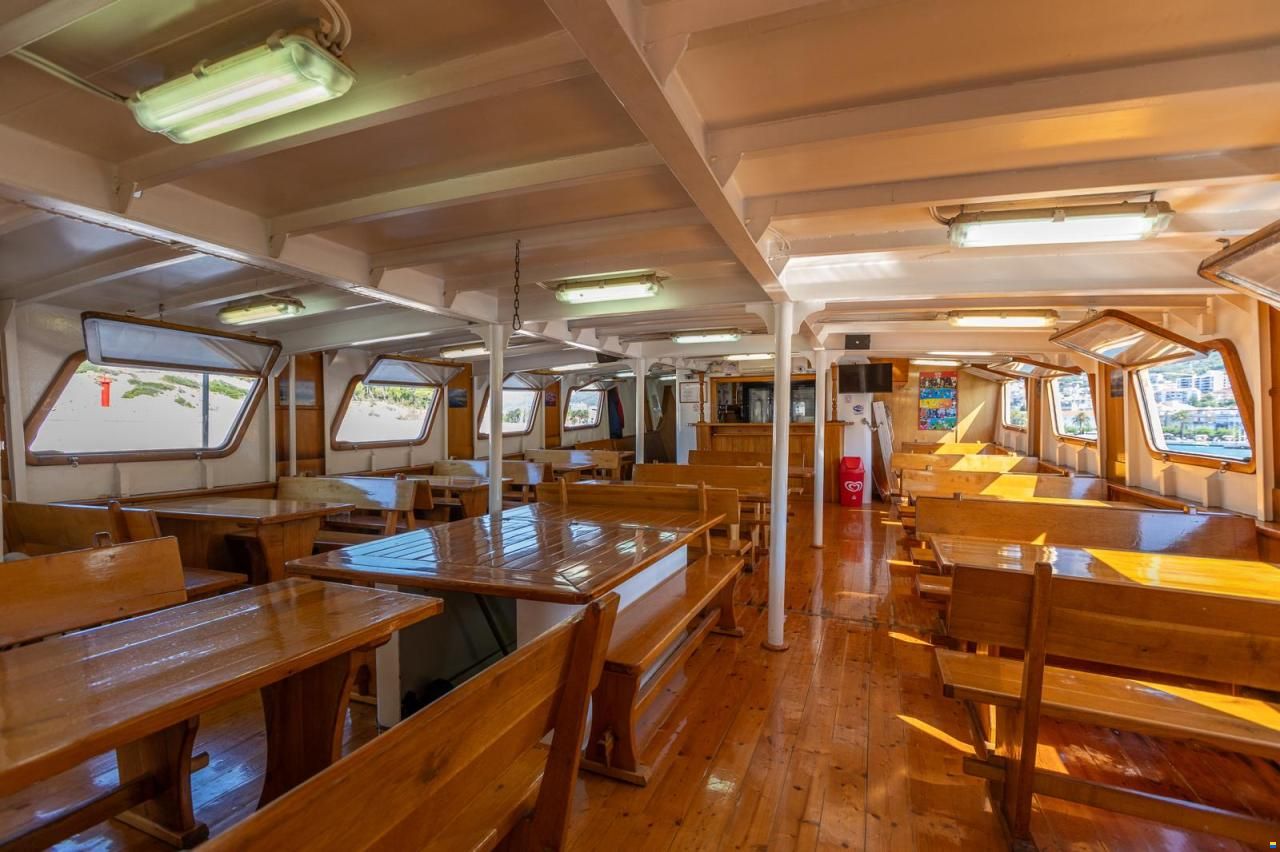 VOGA PASSENGER TOURIST SHIP