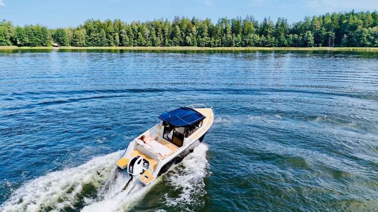 Manara 775 Pilothouse Pleasure