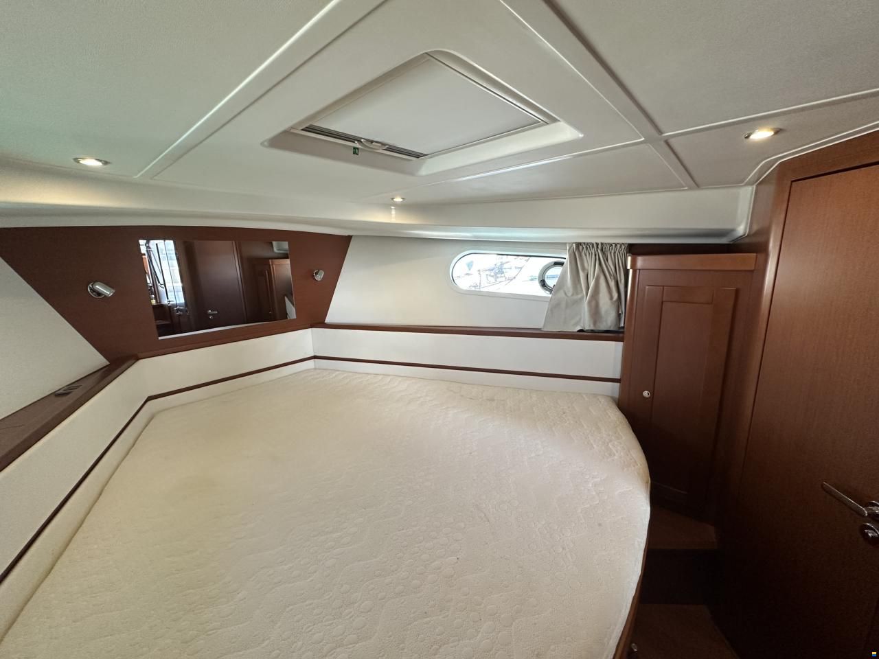 Beneteau Swift Trawler 44