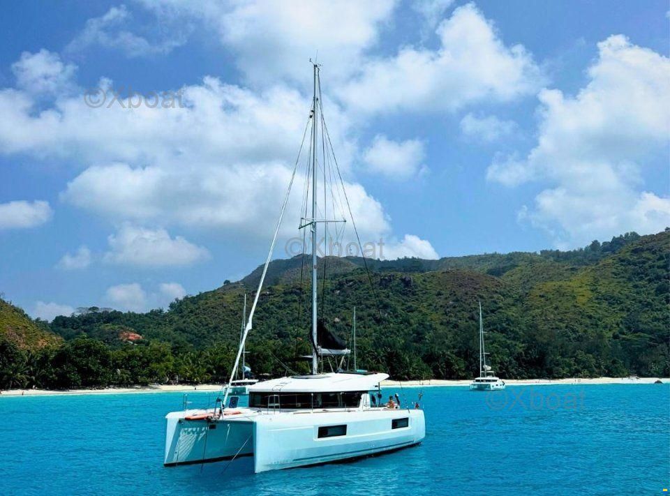 Lagoon 40