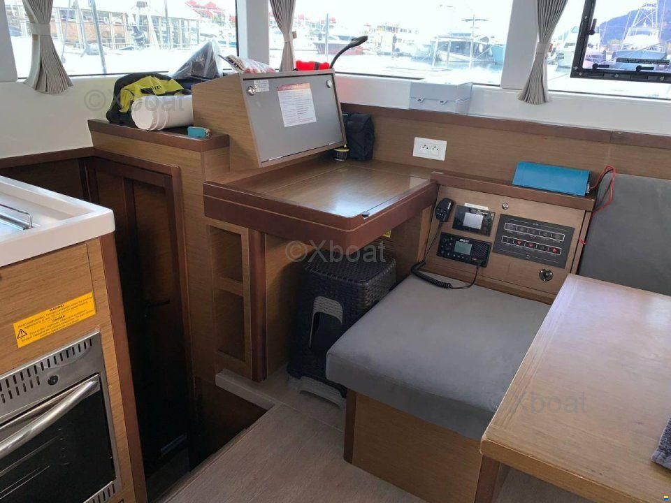Lagoon 40