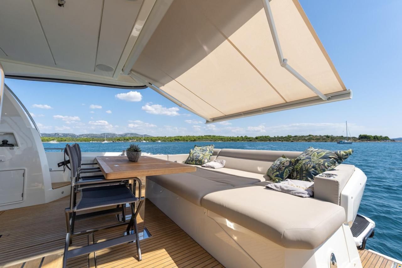 Prestige 590