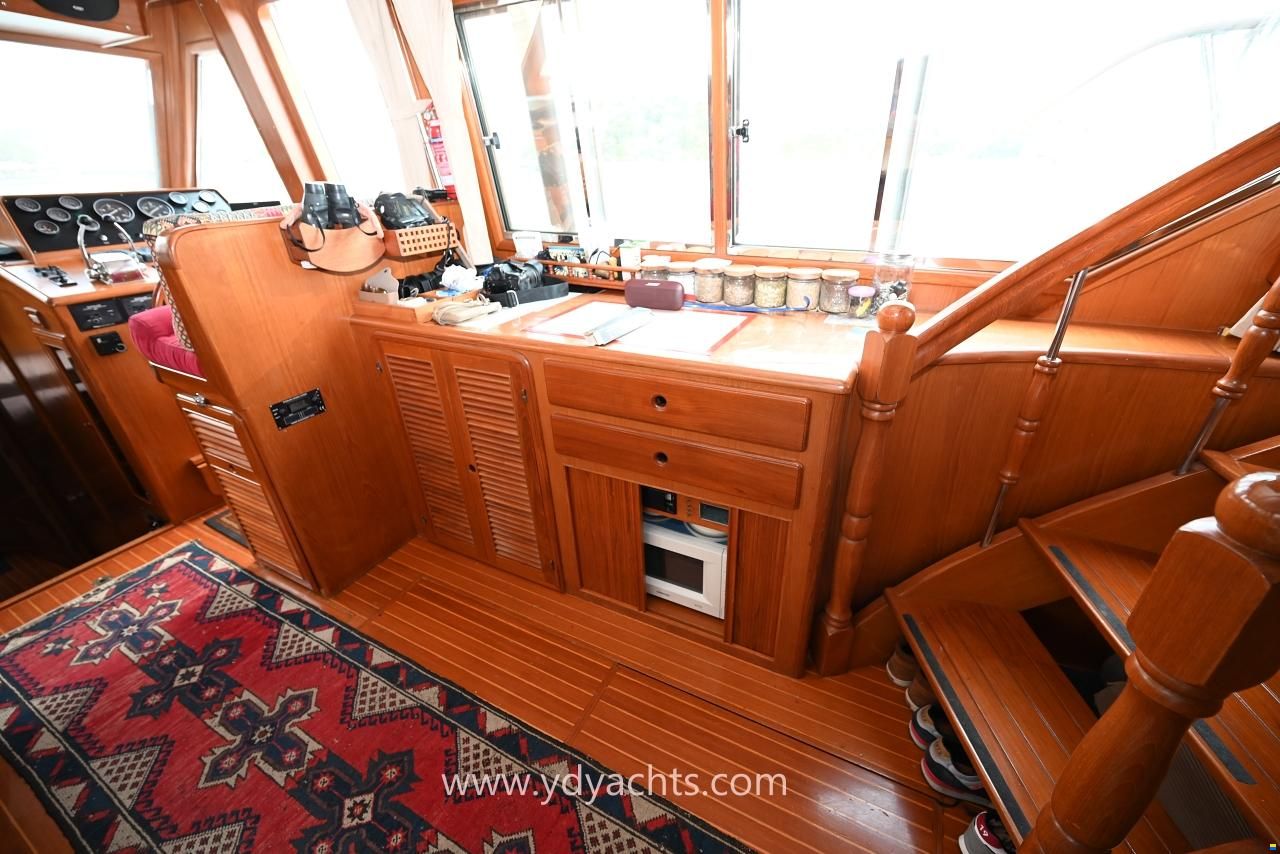Marine Trader 44 Sundeck