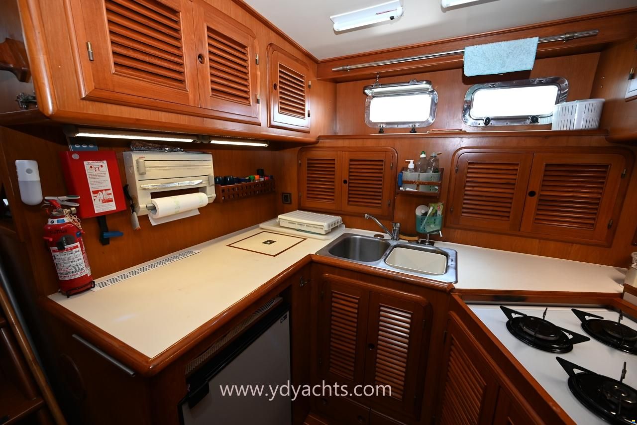 Marine Trader 44 Sundeck
