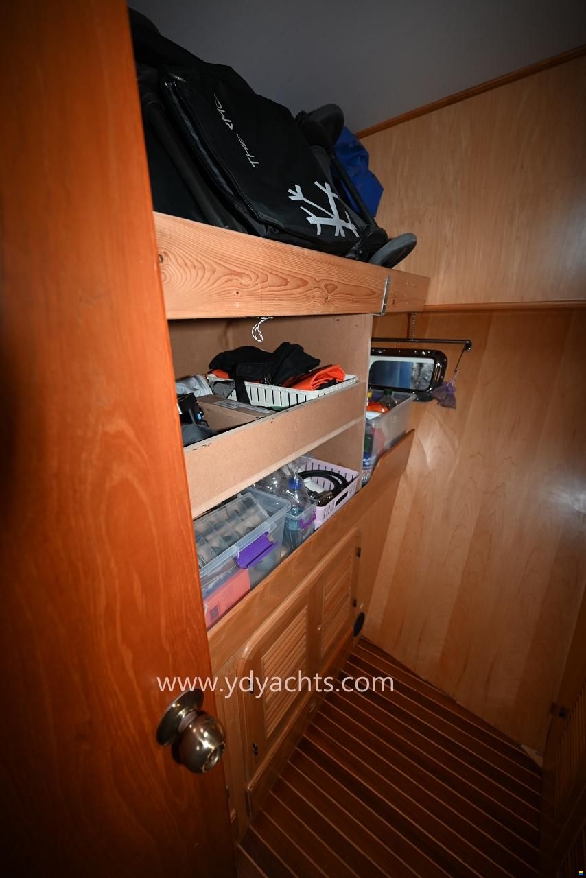 Marine Trader 44 Sundeck