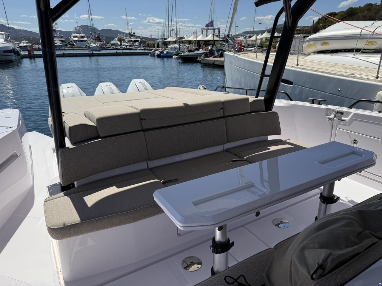 Axopar 45 Sun-Top