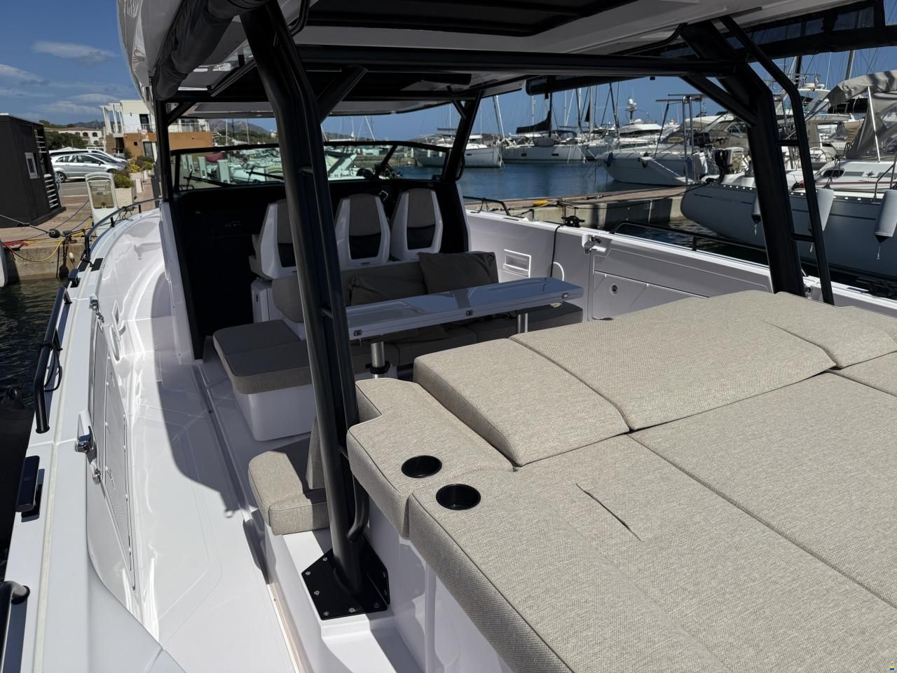 Axopar 45 Sun-Top
