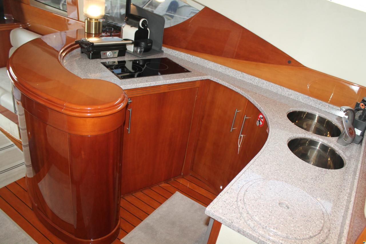 Astondoa AS464 GLX Flybridge