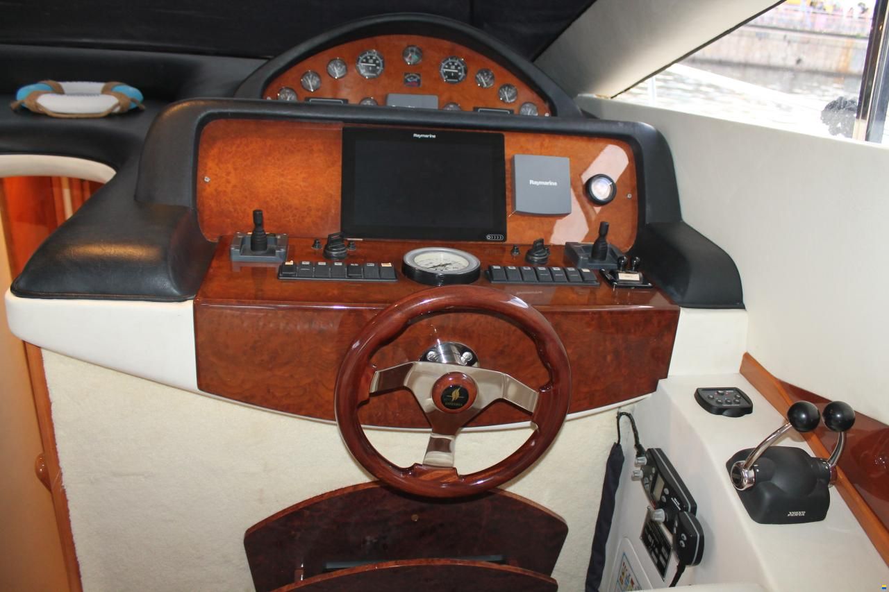Astondoa AS464 GLX Flybridge