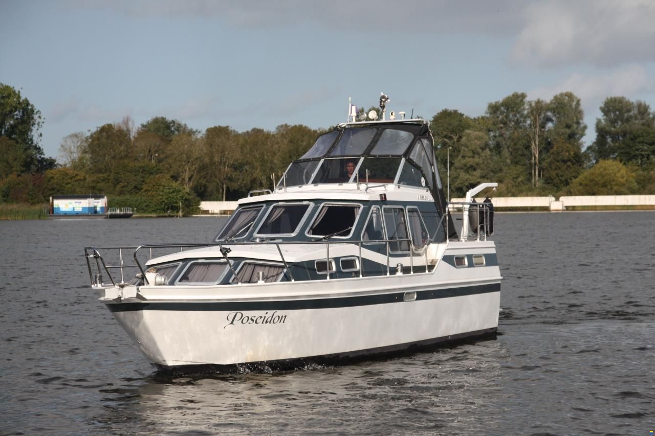 Linssen 35SE