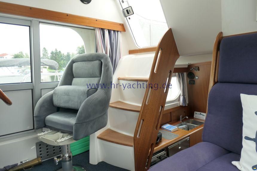 Nimbus 340 Commander