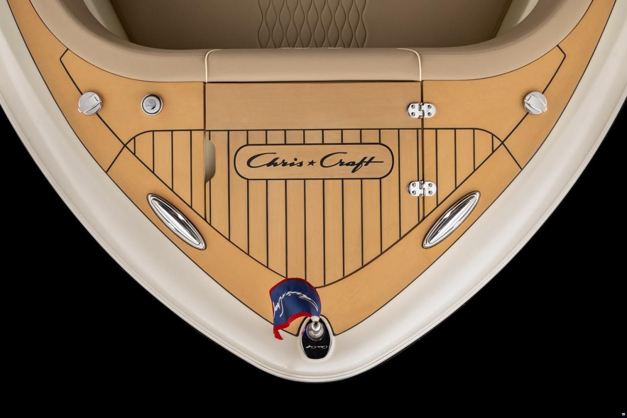 Chris Craft Sportster 28 Outboard