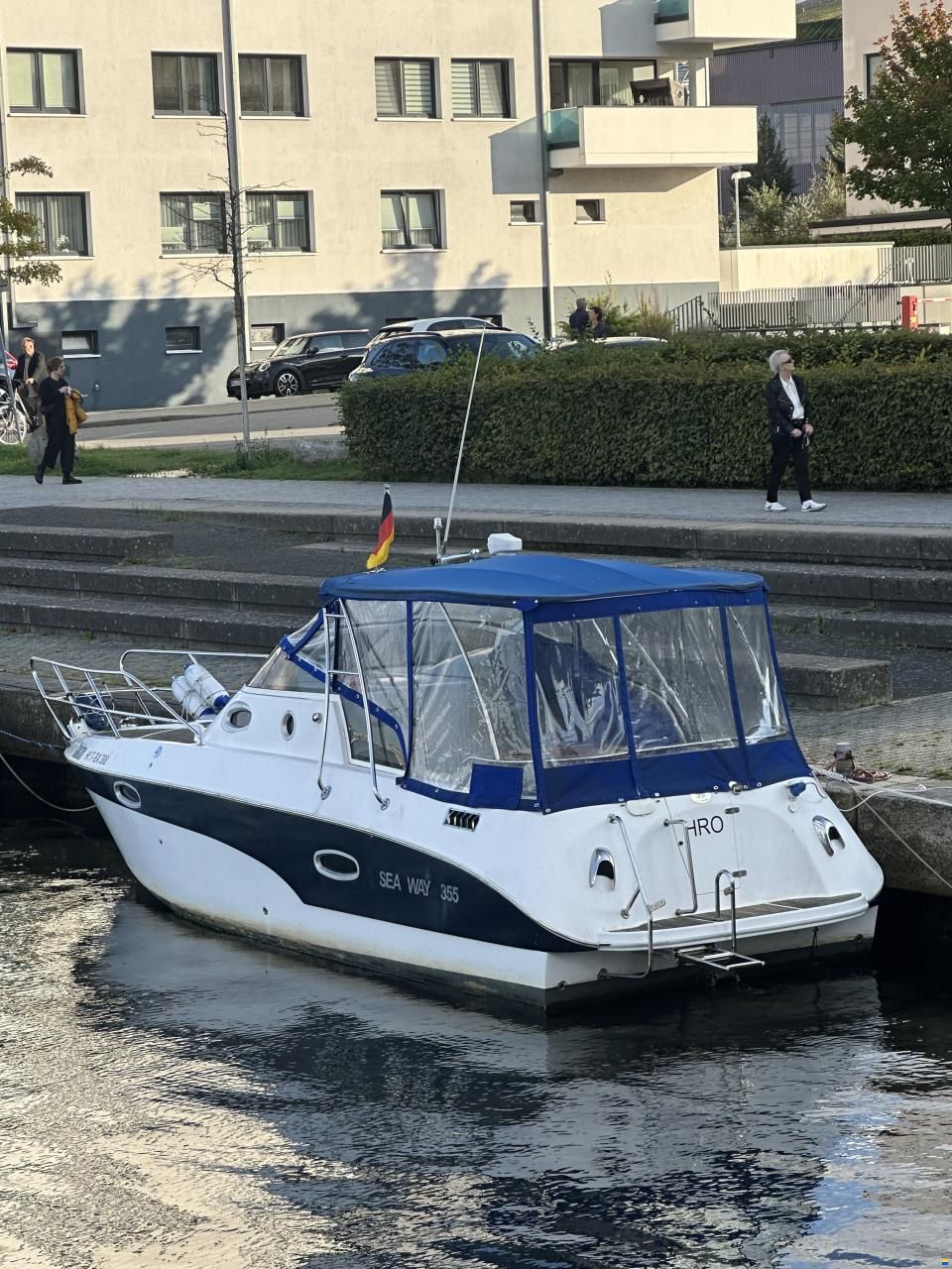 Sea Ray Gladiator