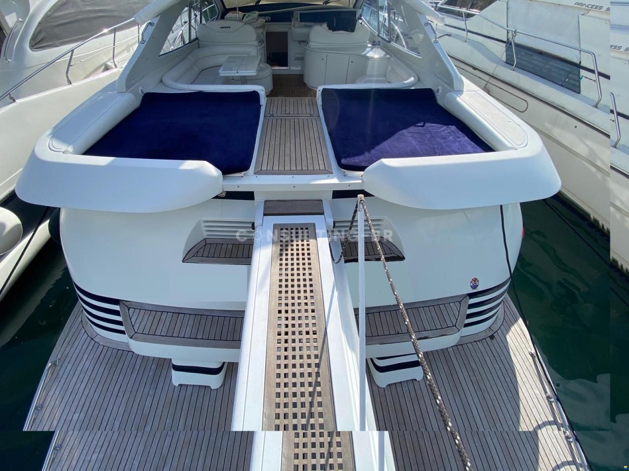 Pershing 54