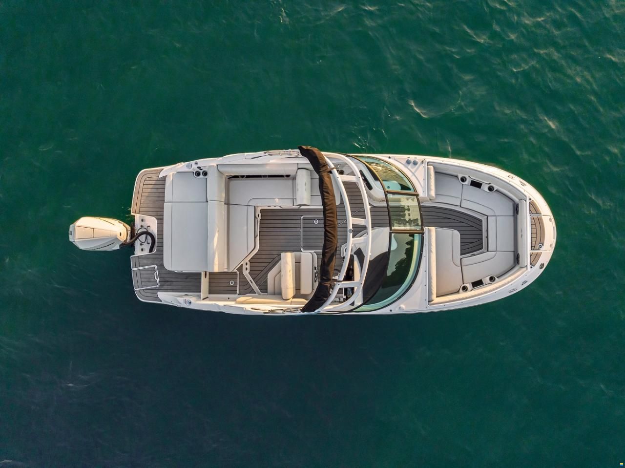 Sea Ray SDX 230 Outbaord Europe