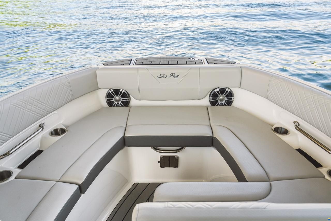 Sea Ray SDX 230 Outbaord Europe