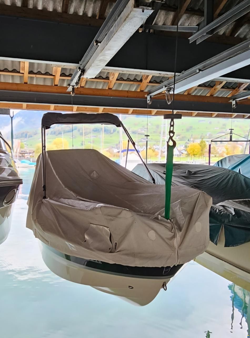 Quicksilver Activ 455 Open