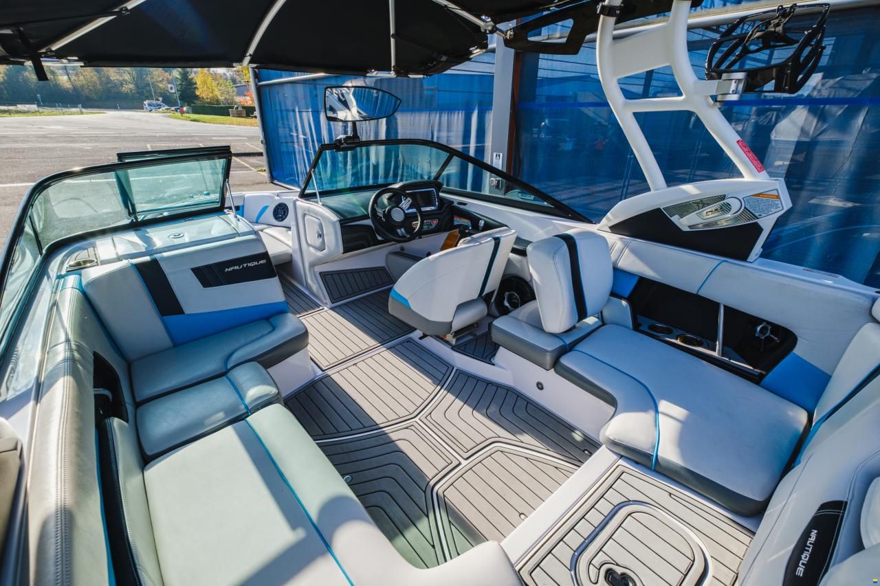 Nautique Super Air Nautique 210