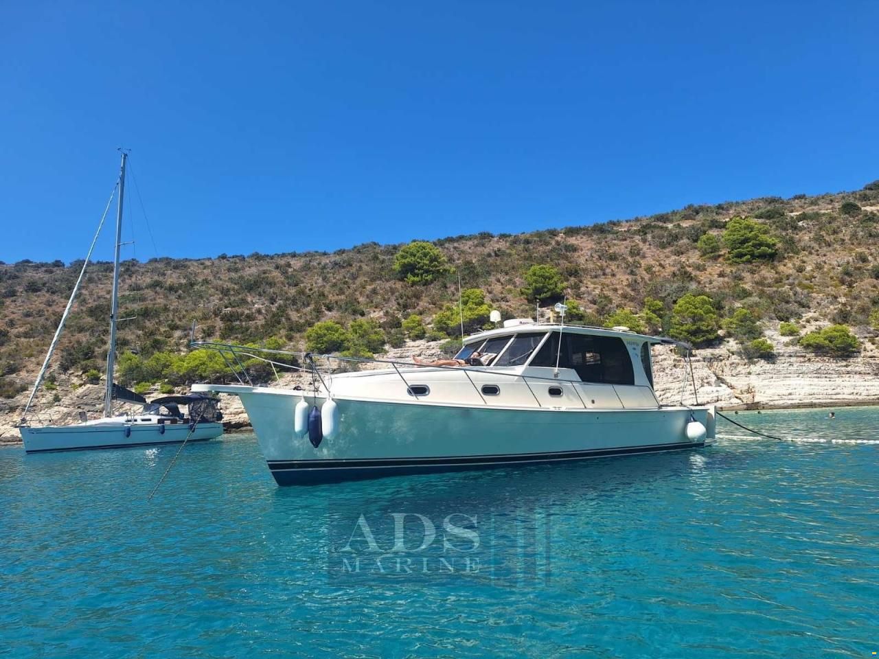 Mainship 34