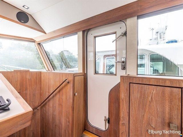 Explorer 50 - Pilot Yacht