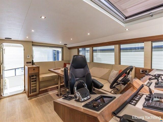 Explorer 50 - Pilot Yacht