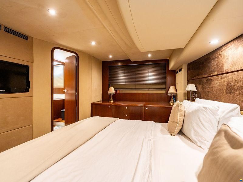 Princess 62