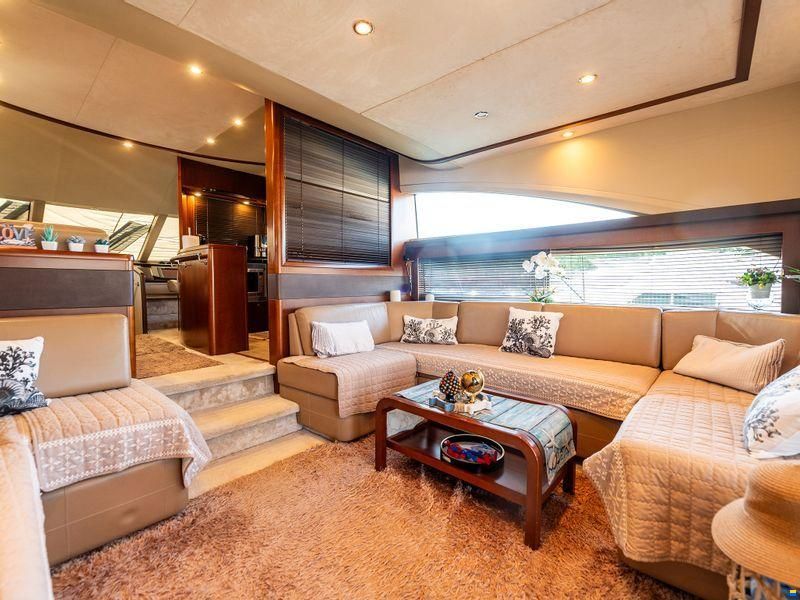 Princess 62