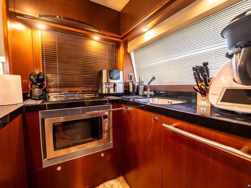 Princess 62