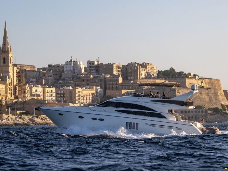 Princess 62