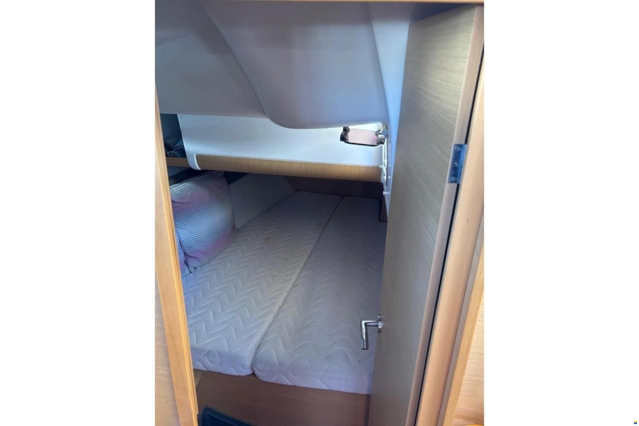 Beneteau First 45