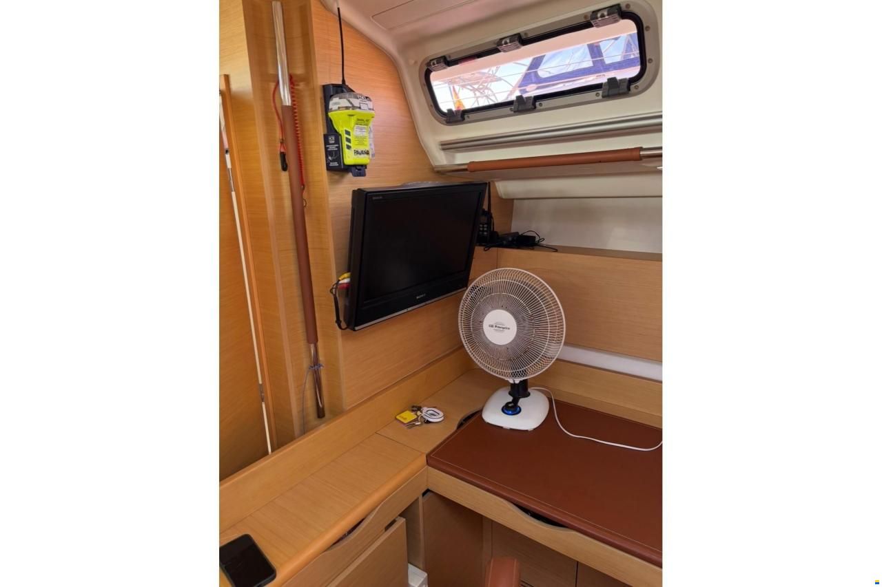 Beneteau First 45