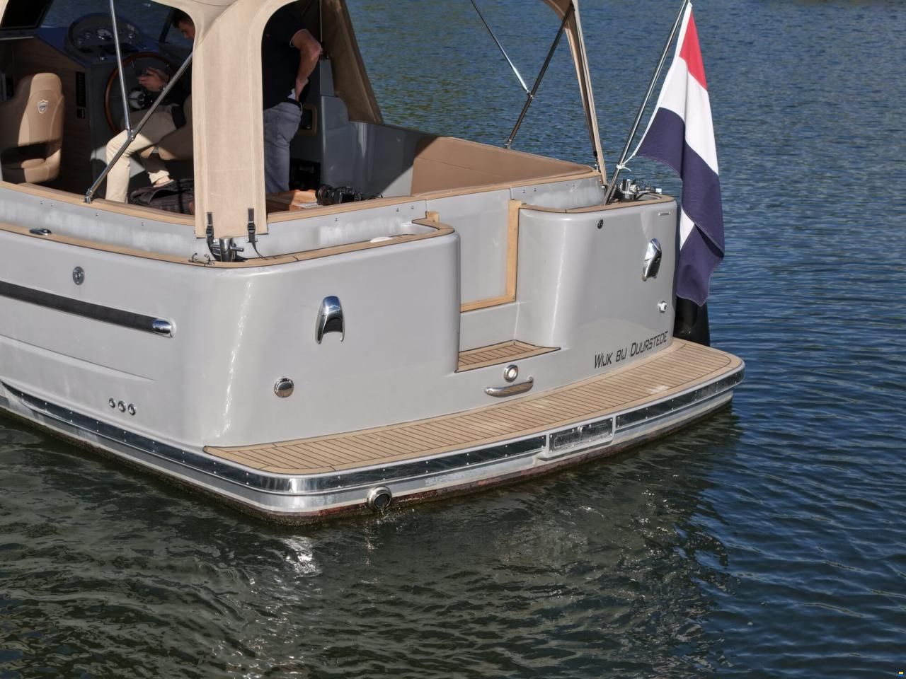 Antaris Seventy7 Cabin