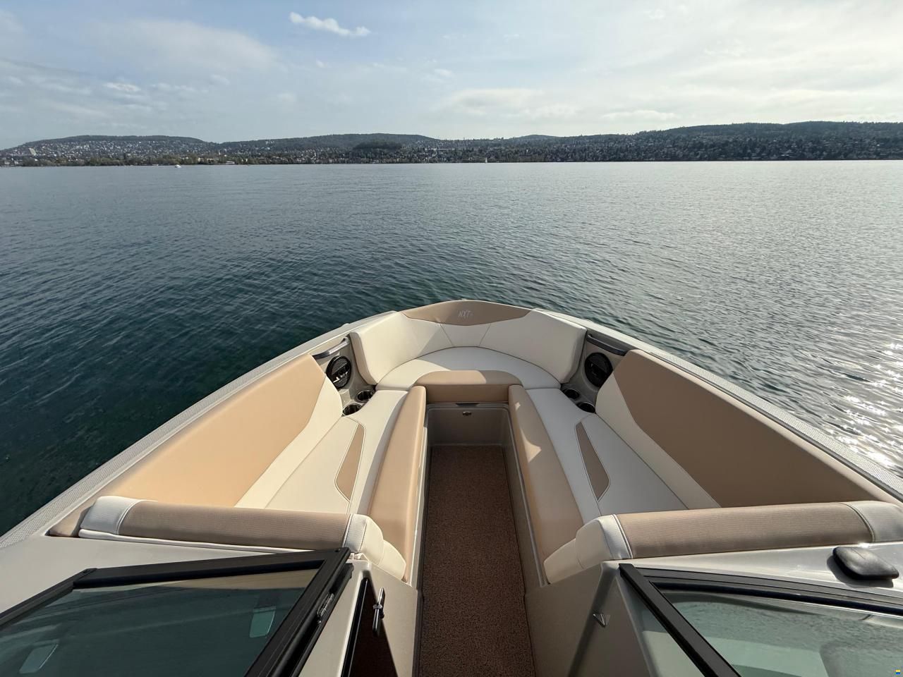 MasterCraft NXT 23 Wakeboard & Wakesurf