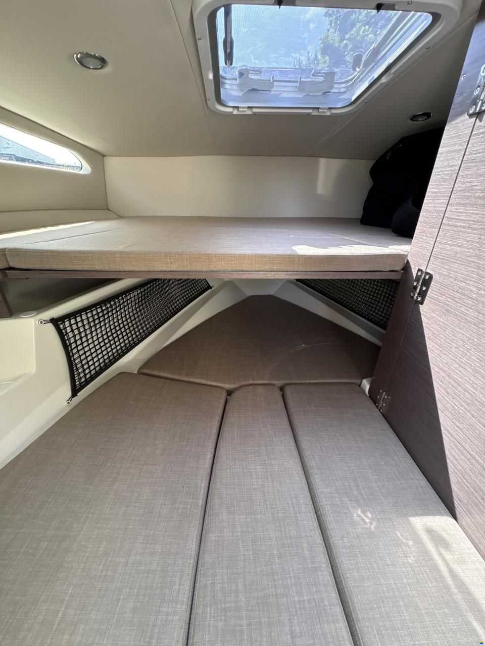 Bayliner VR6 Cuddy OB