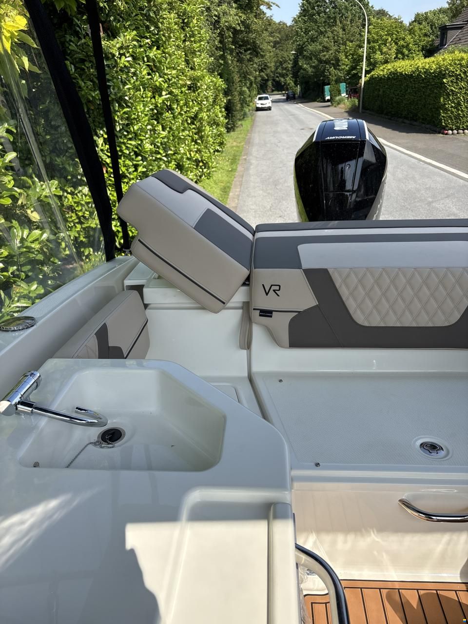 Bayliner VR6 Cuddy OB