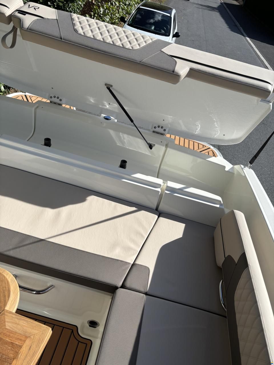 Bayliner VR6 Cuddy OB