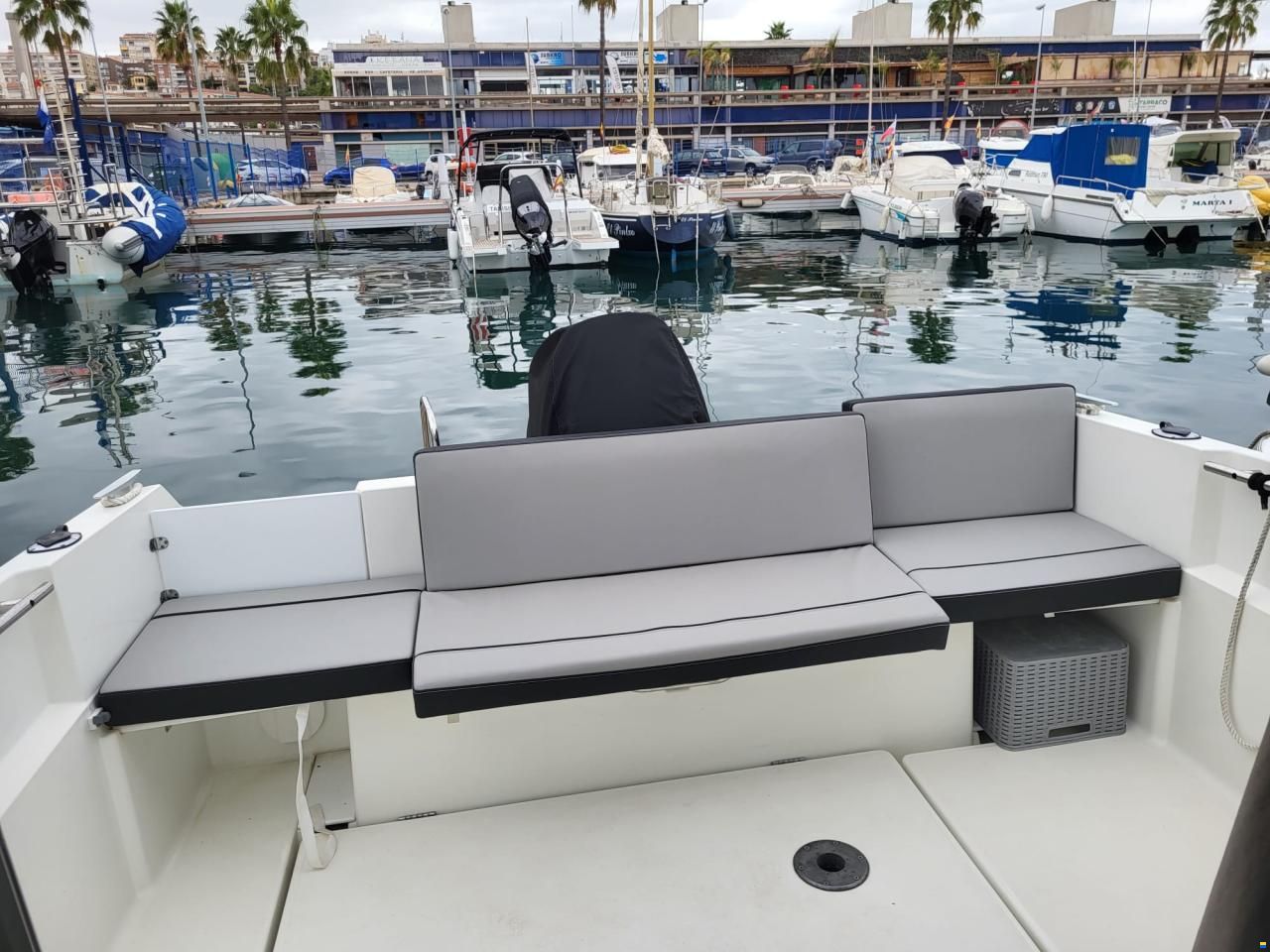 Jeanneau Merry Fisher 795