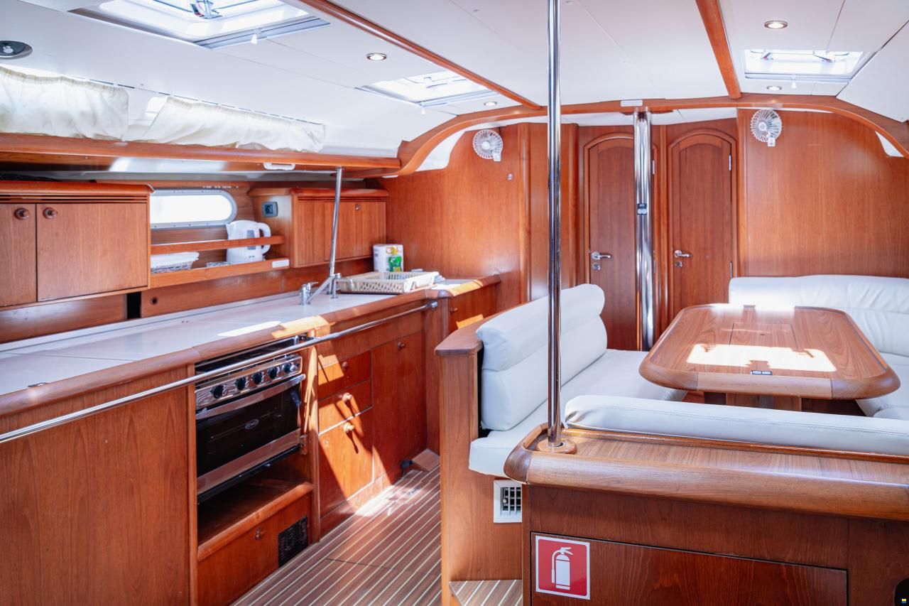 Jeanneau Sun Odyssey 49