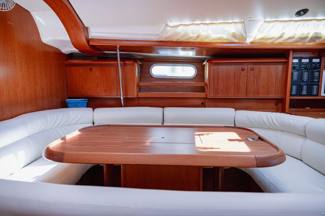 Jeanneau Sun Odyssey 49